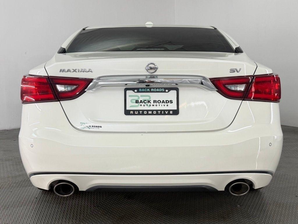 Nissan Maxima 4dr Sdn 3.5 SV 2016