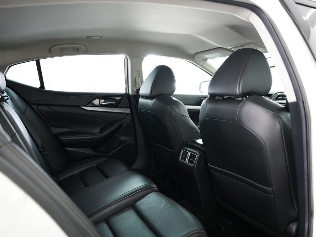 Nissan Maxima 4dr Sdn 3.5 SV 2016