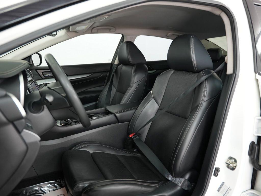 Nissan Maxima 4dr Sdn 3.5 SV 2016