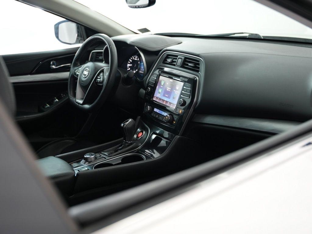 Nissan Maxima 4dr Sdn 3.5 SV 2016