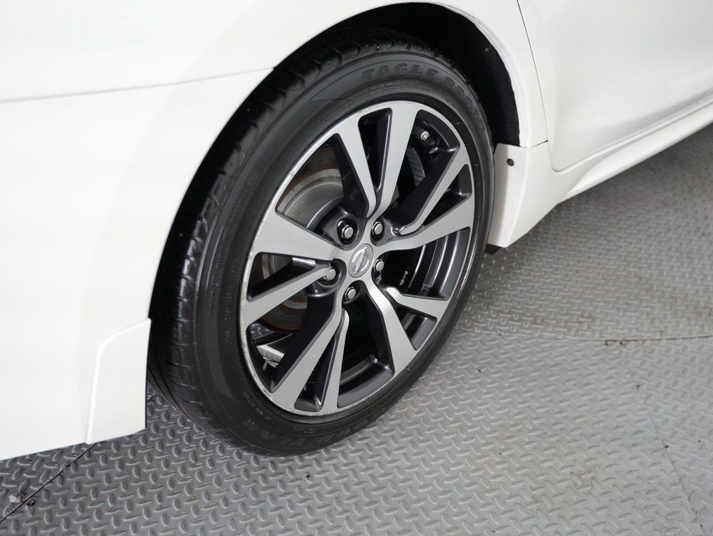 Nissan Maxima 4dr Sdn 3.5 SV 2016