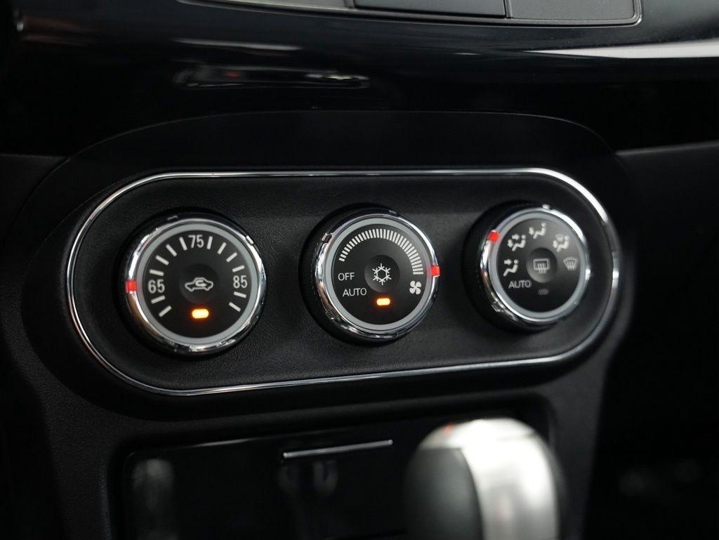 Mitsubishi Lancer Evolution 4dr Sdn TC-SST MR 2012