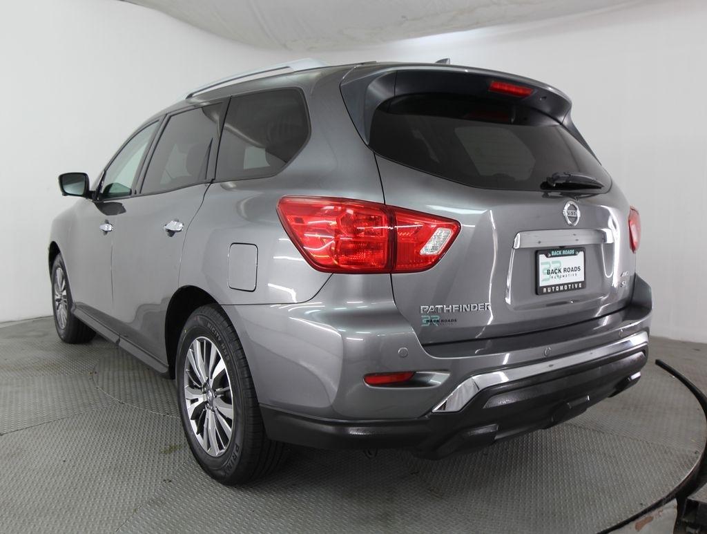 Nissan Pathfinder 4x4 SL 2020