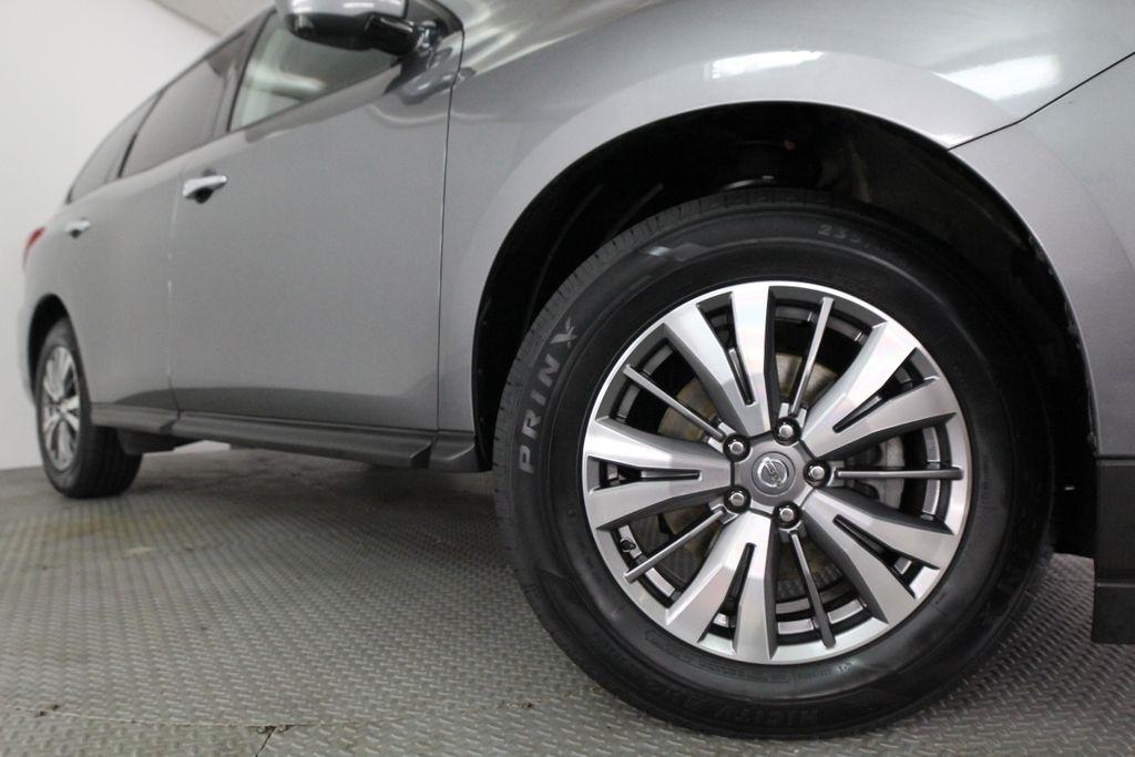 Nissan Pathfinder 4x4 SL 2020