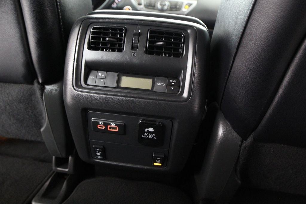 Nissan Pathfinder 4x4 SL 2020