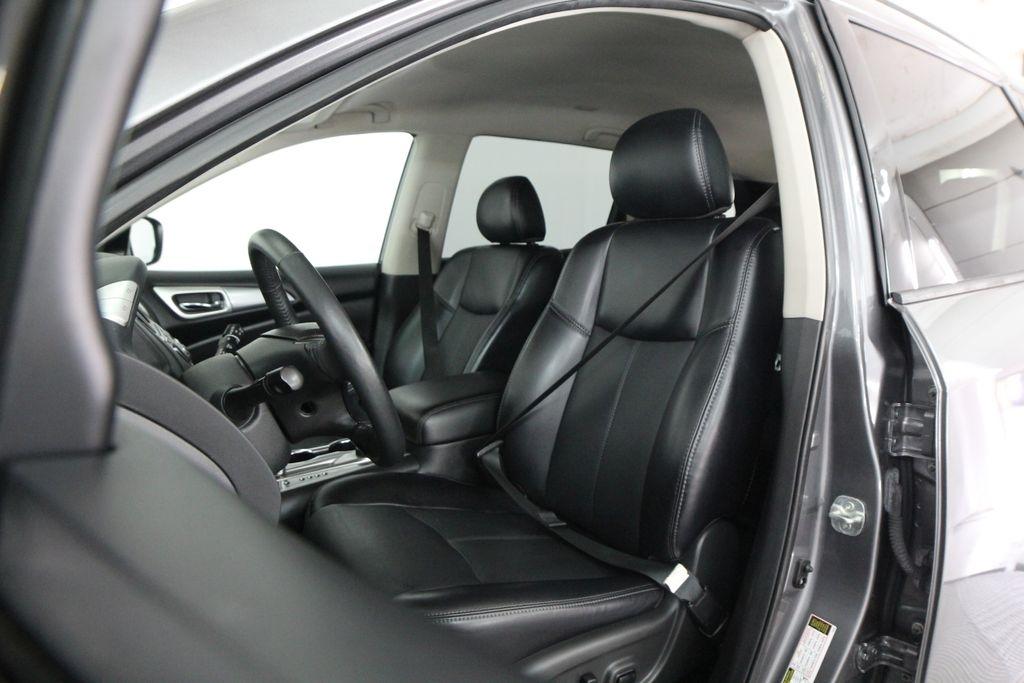 Nissan Pathfinder 4x4 SL 2020