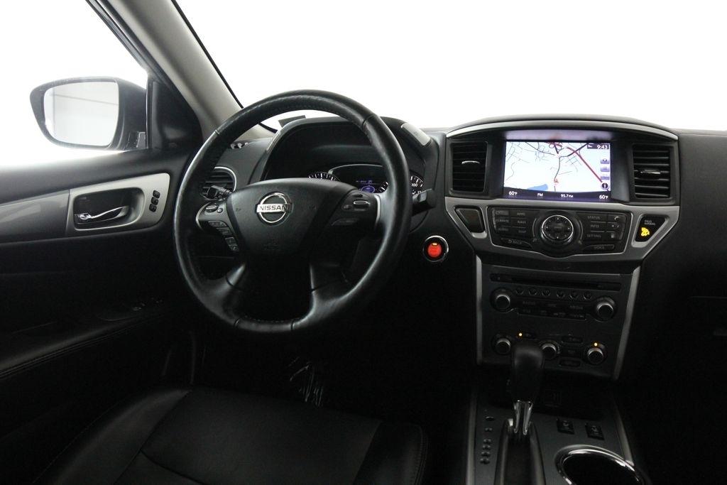 Nissan Pathfinder 4x4 SL 2020