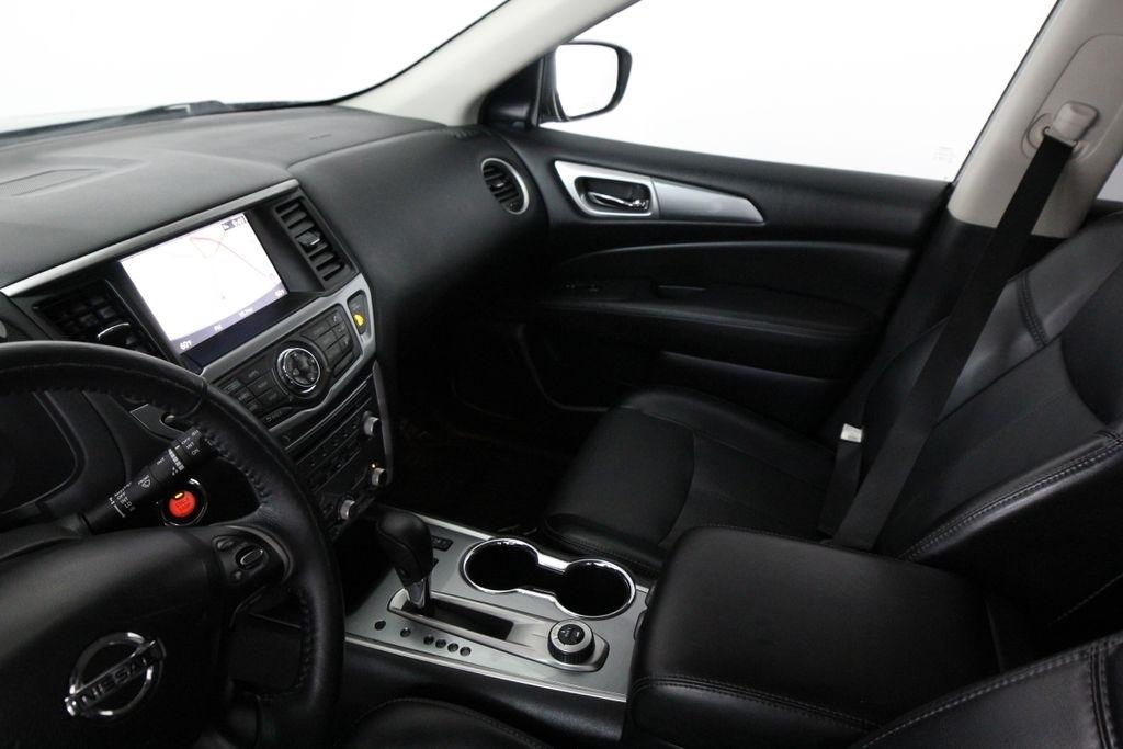 Nissan Pathfinder 4x4 SL 2020