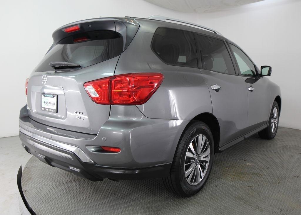 Nissan Pathfinder 4x4 SL 2020
