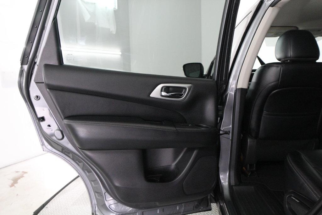 Nissan Pathfinder 4x4 SL 2020