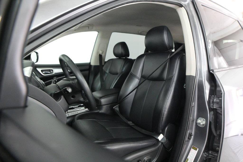 Nissan Pathfinder 4x4 SL 2020