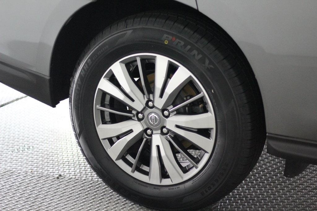 Nissan Pathfinder 4x4 SL 2020