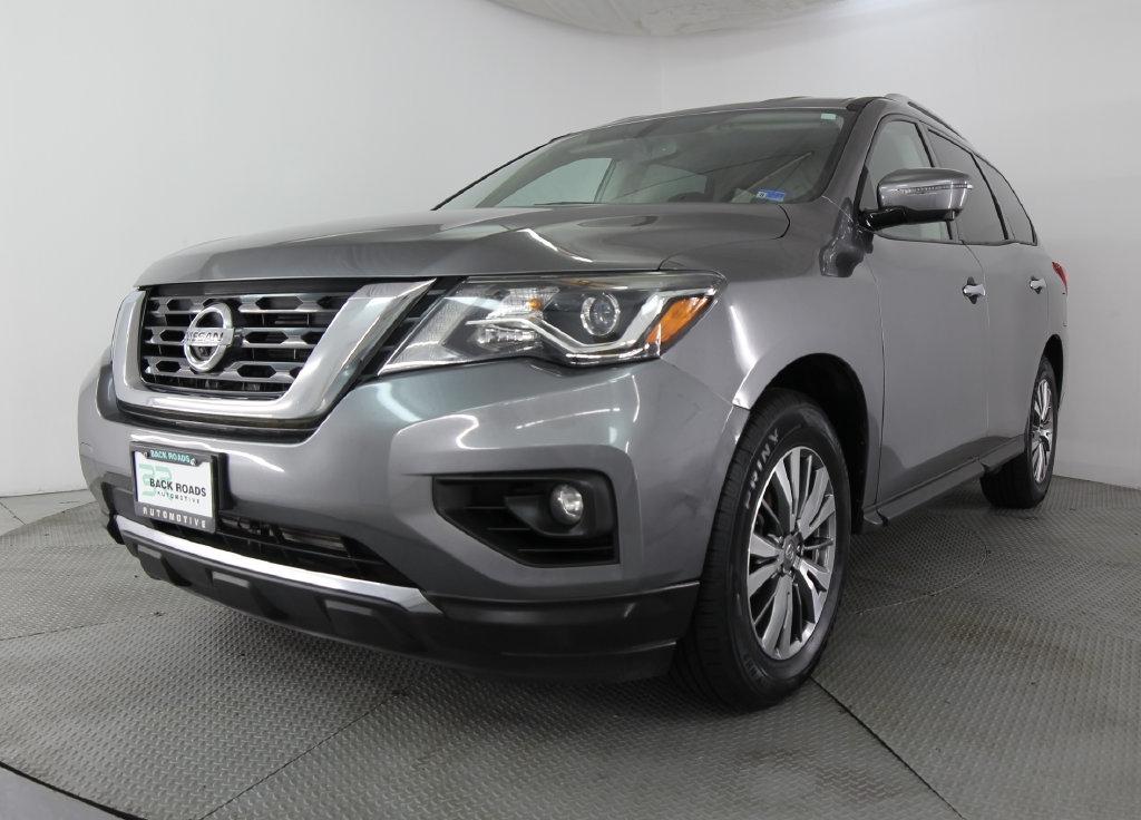 Nissan Pathfinder 4x4 SL 2020