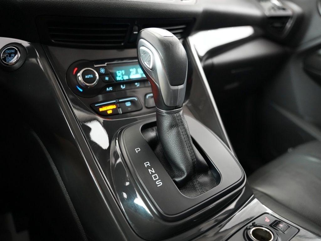 Ford Escape FWD 4dr Titanium 2015