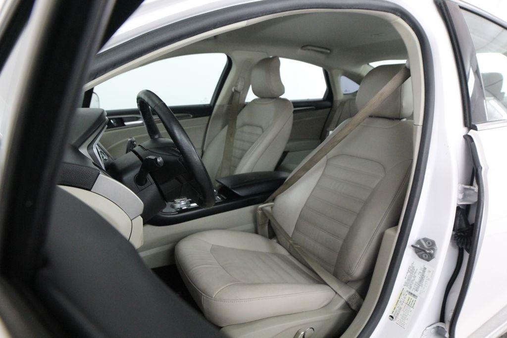 Ford Fusion Hybrid SE FWD 2018