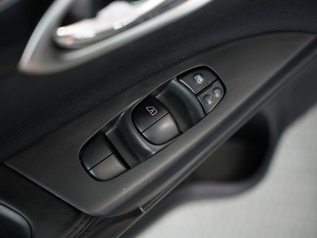 Nissan Sentra SV CVT 2019