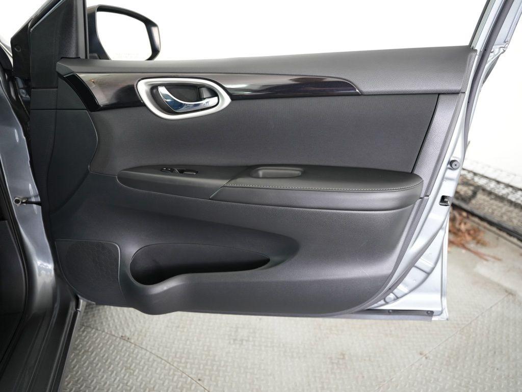 Nissan Sentra SV CVT 2019