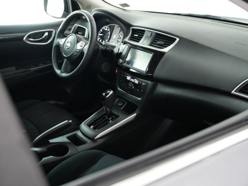 Nissan Sentra SV CVT 2019