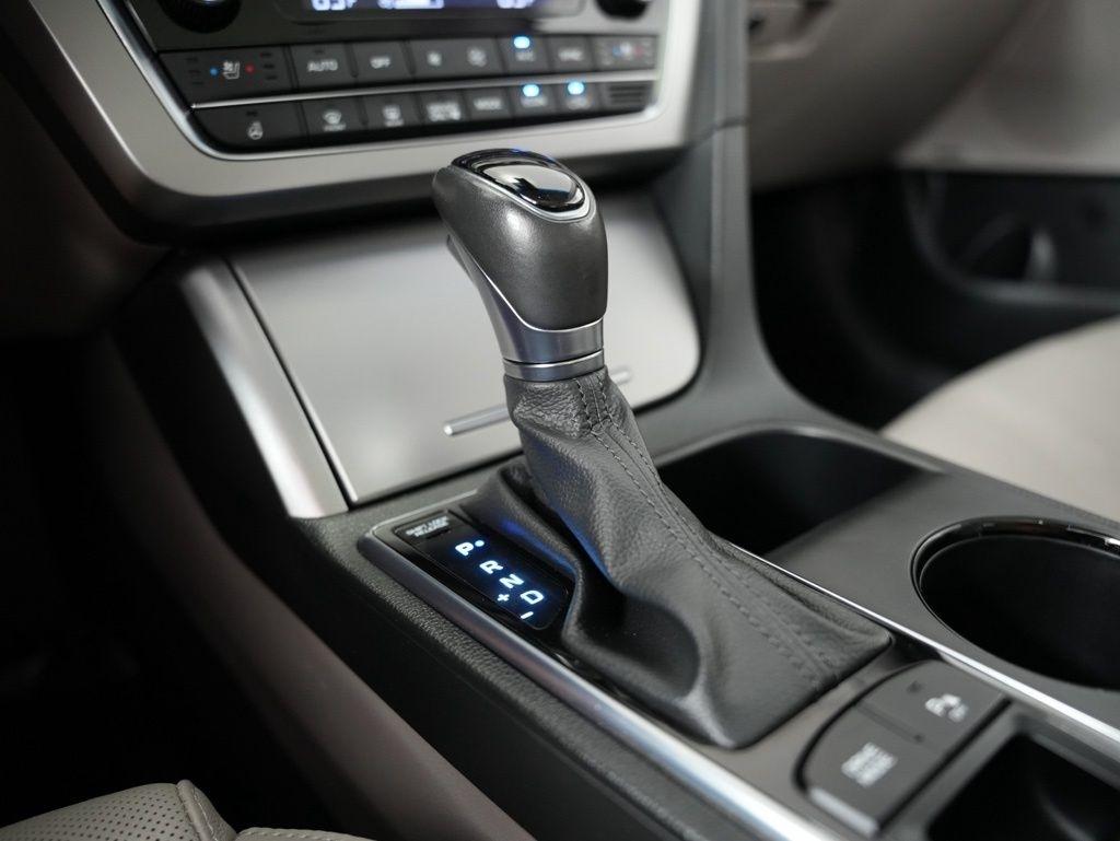 Hyundai Sonata Hybrid 4dr Sdn Limited 2016