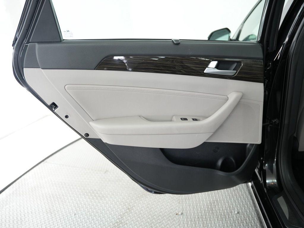 Hyundai Sonata Hybrid 4dr Sdn Limited 2016