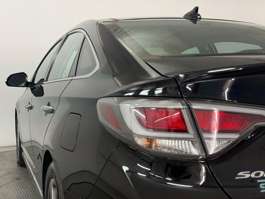 Hyundai Sonata Hybrid 4dr Sdn Limited 2016