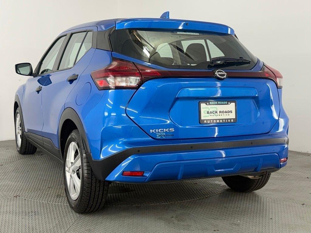 Nissan Kicks S FWD 2022