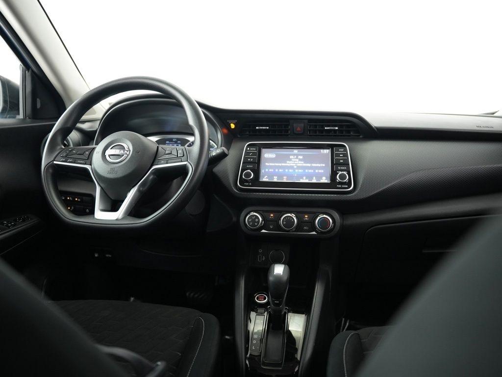 Nissan Kicks S FWD 2022