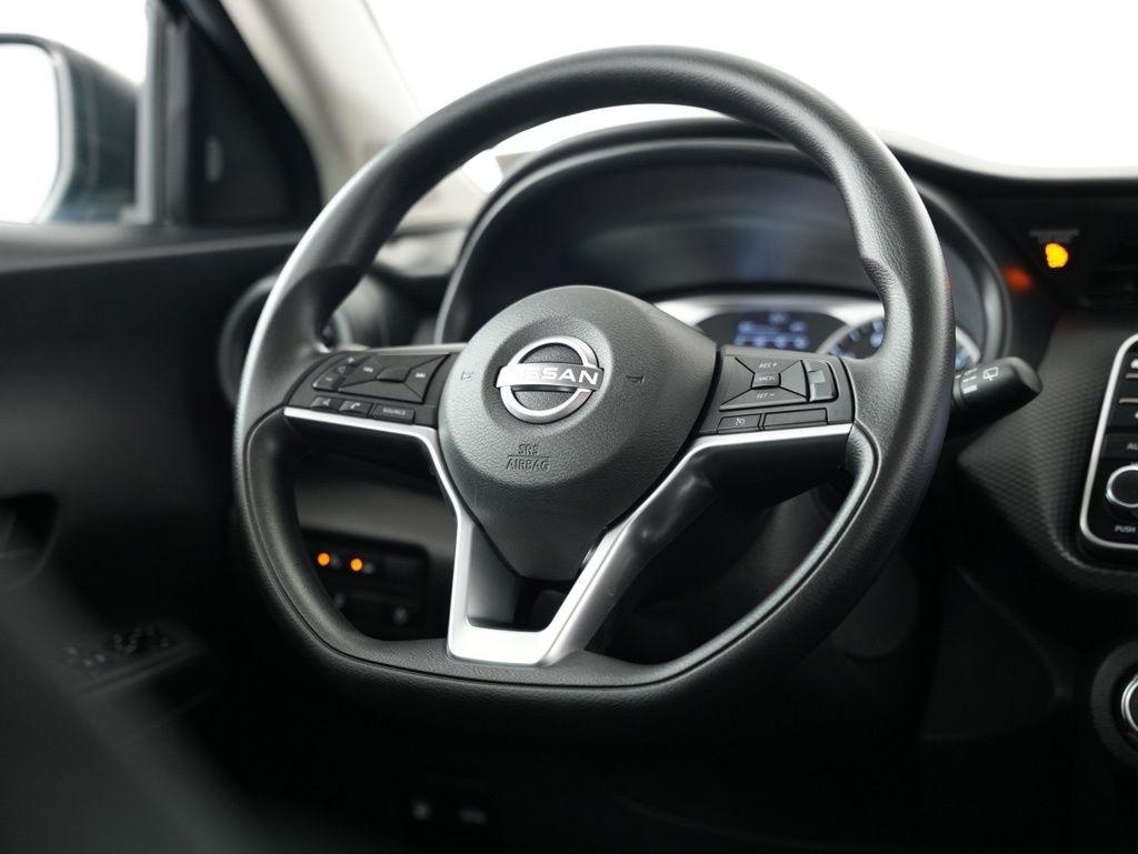 Nissan Kicks S FWD 2022