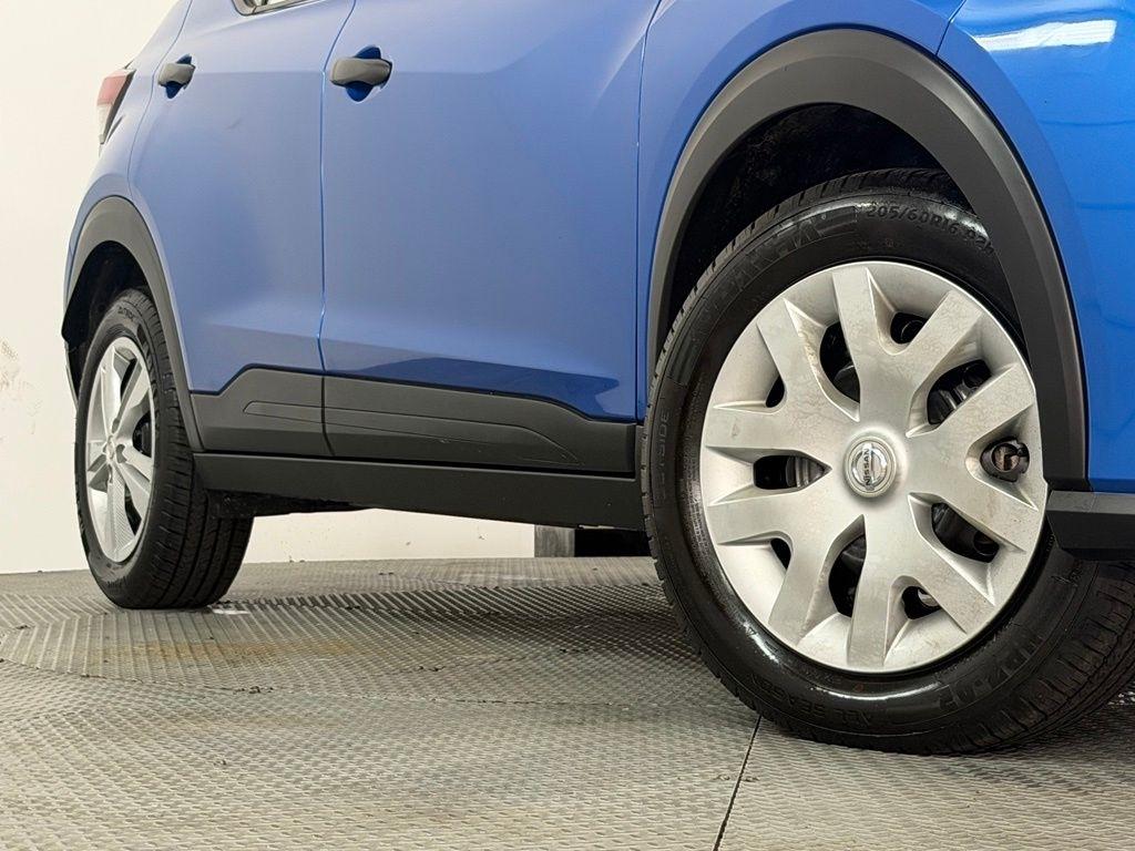 Nissan Kicks S FWD 2022
