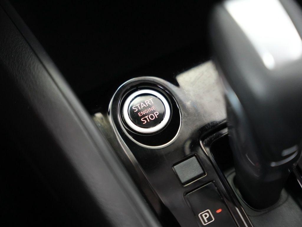 Nissan Kicks S FWD 2022
