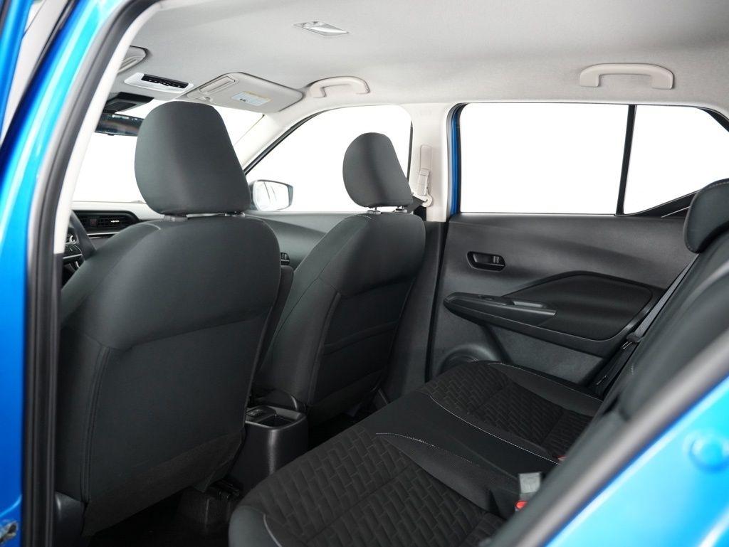 Nissan Kicks S FWD 2022
