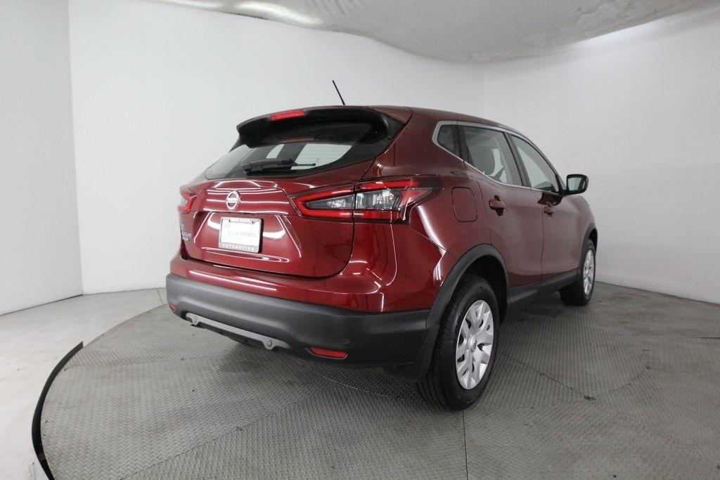 Nissan Rogue Sport FWD S 2020