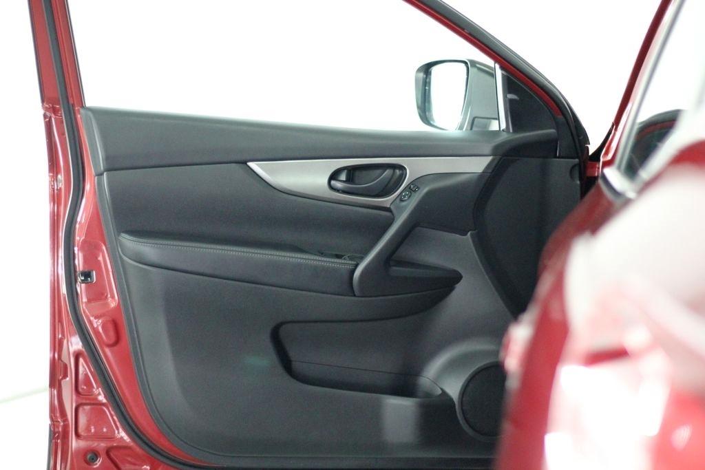 Nissan Rogue Sport FWD S 2020