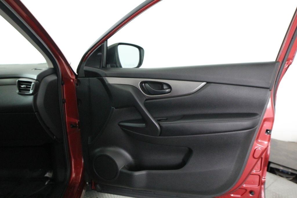 Nissan Rogue Sport FWD S 2020