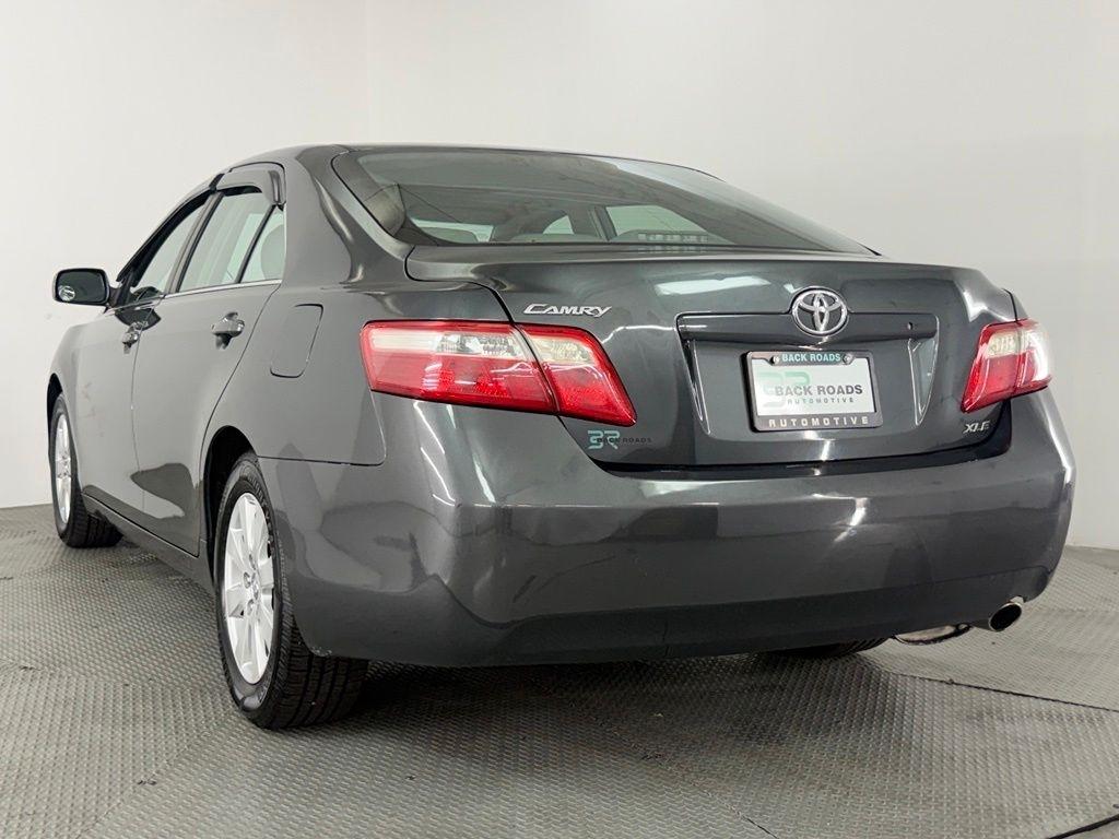 Toyota Camry 4dr Sdn I4 Man (Natl) 2009