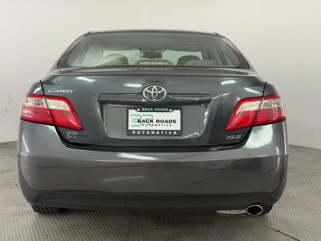 Toyota Camry 4dr Sdn I4 Man (Natl) 2009