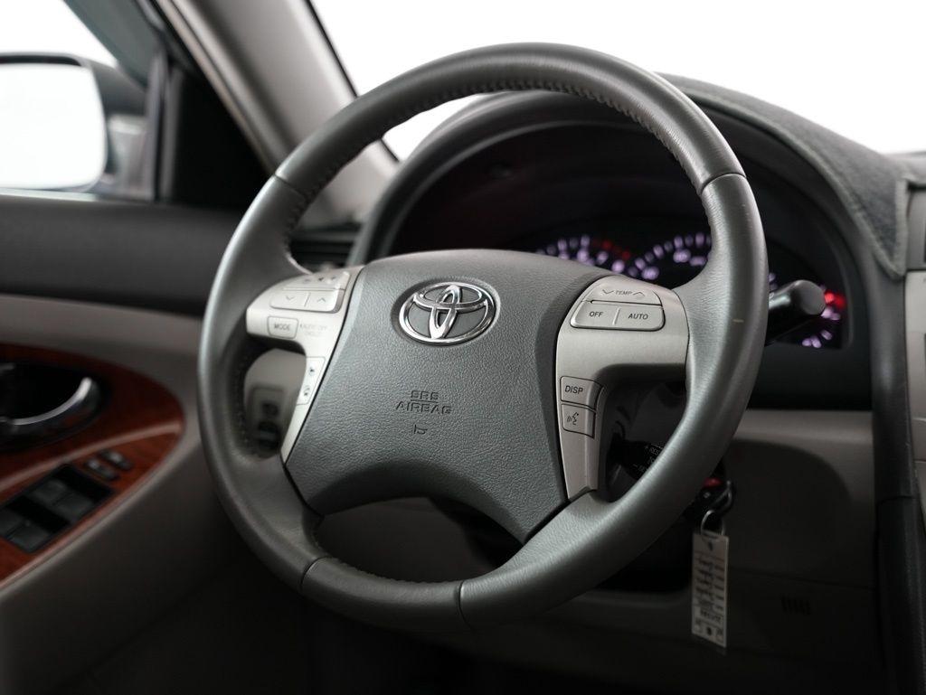 Toyota Camry 4dr Sdn I4 Man (Natl) 2009