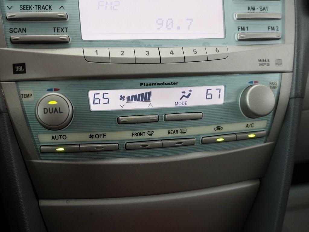 Toyota Camry 4dr Sdn I4 Man (Natl) 2009