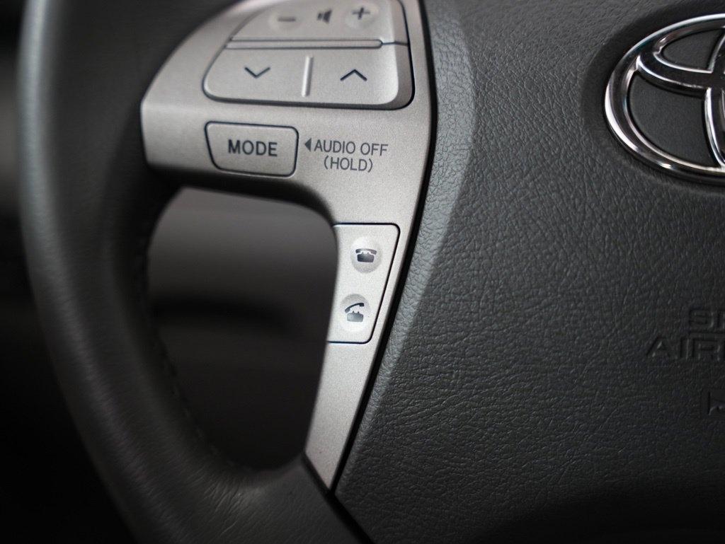 Toyota Camry 4dr Sdn I4 Man (Natl) 2009