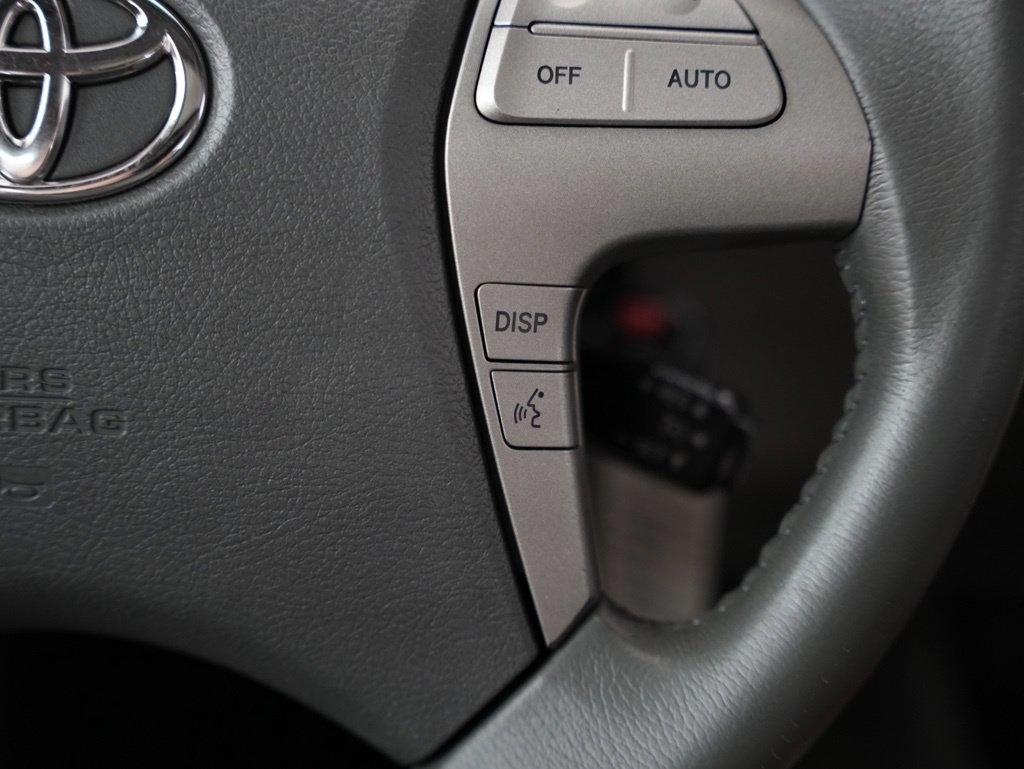 Toyota Camry 4dr Sdn I4 Man (Natl) 2009