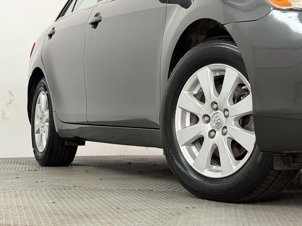 Toyota Camry 4dr Sdn I4 Man (Natl) 2009