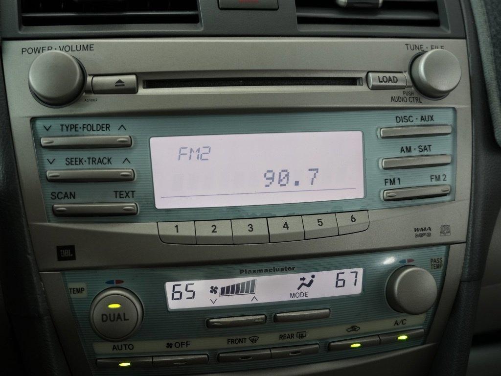 Toyota Camry 4dr Sdn I4 Man (Natl) 2009