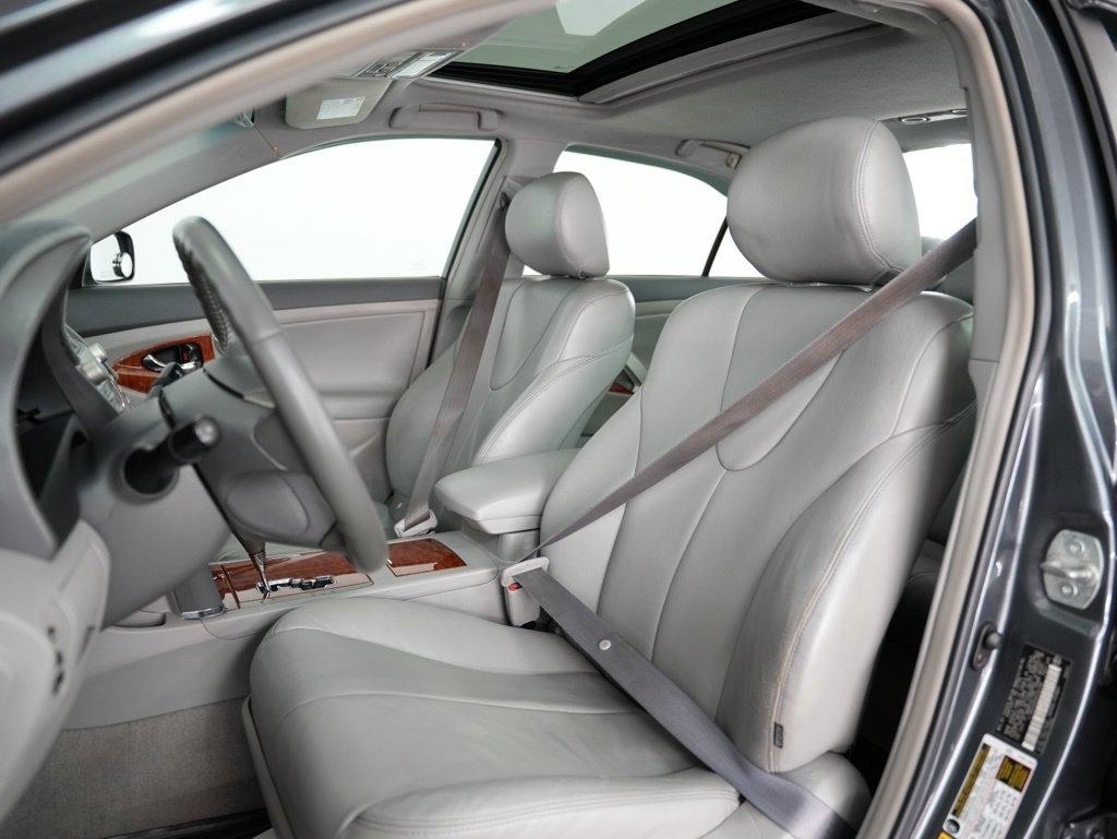 Toyota Camry 4dr Sdn I4 Man (Natl) 2009