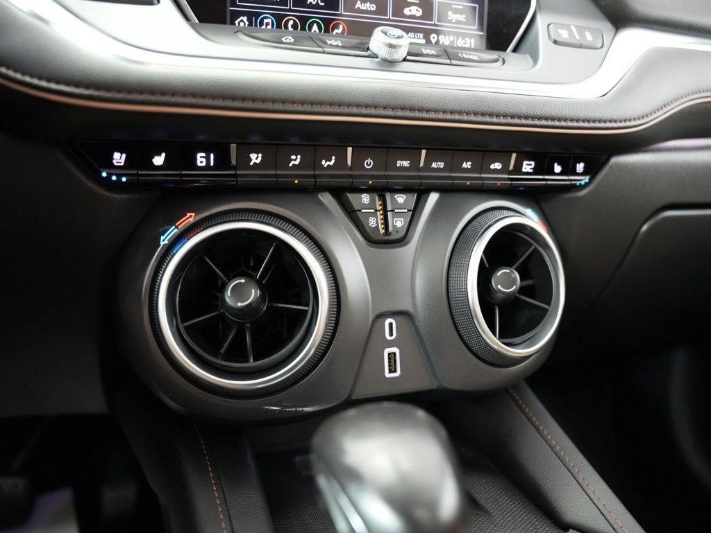 Chevrolet Blazer FWD 4dr Premier 2020