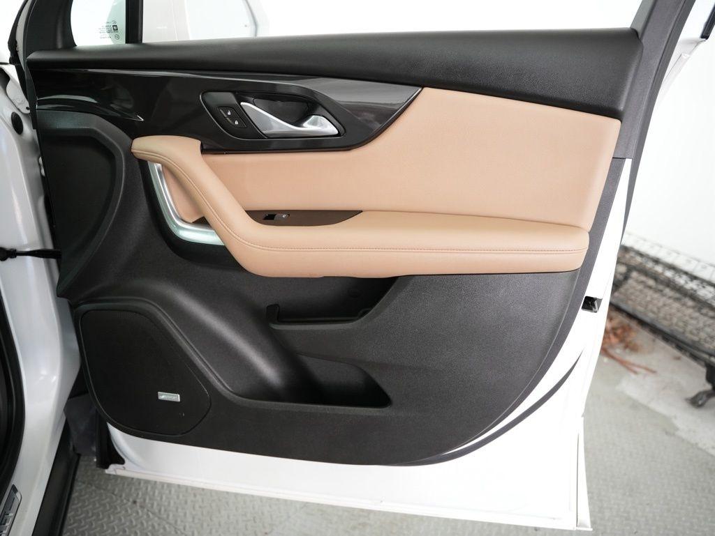 Chevrolet Blazer FWD 4dr Premier 2020