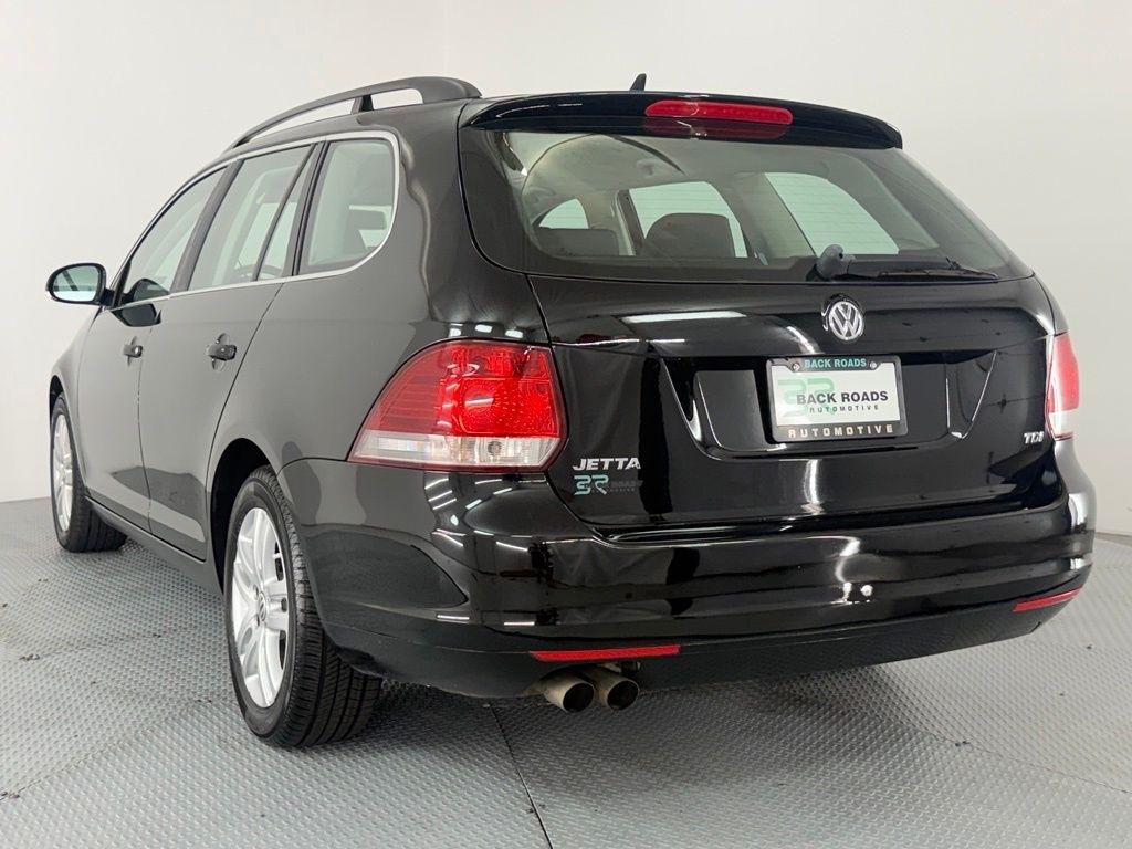 Volkswagen Jetta SportWagen 4dr DSG TDI 2013