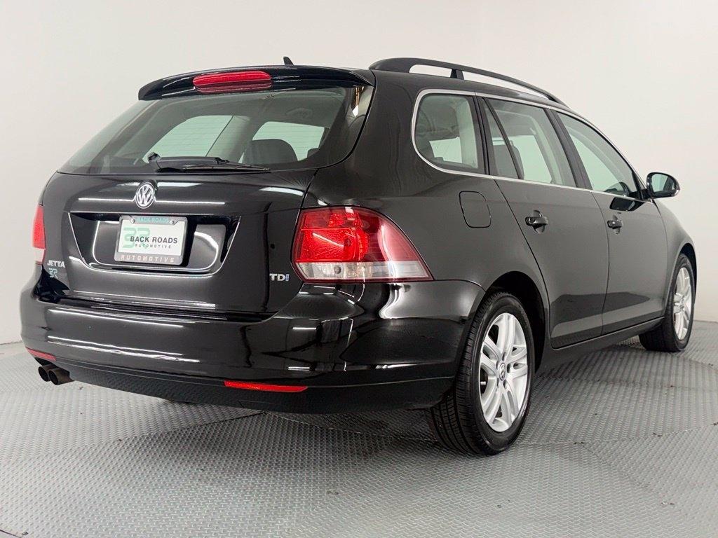 Volkswagen Jetta SportWagen 4dr DSG TDI 2013