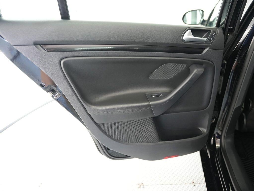 Volkswagen Jetta SportWagen 4dr DSG TDI 2013