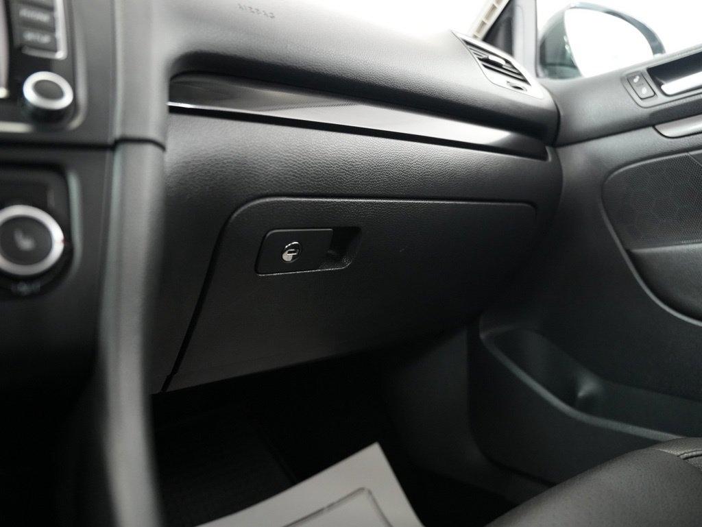 Volkswagen Jetta SportWagen 4dr DSG TDI 2013