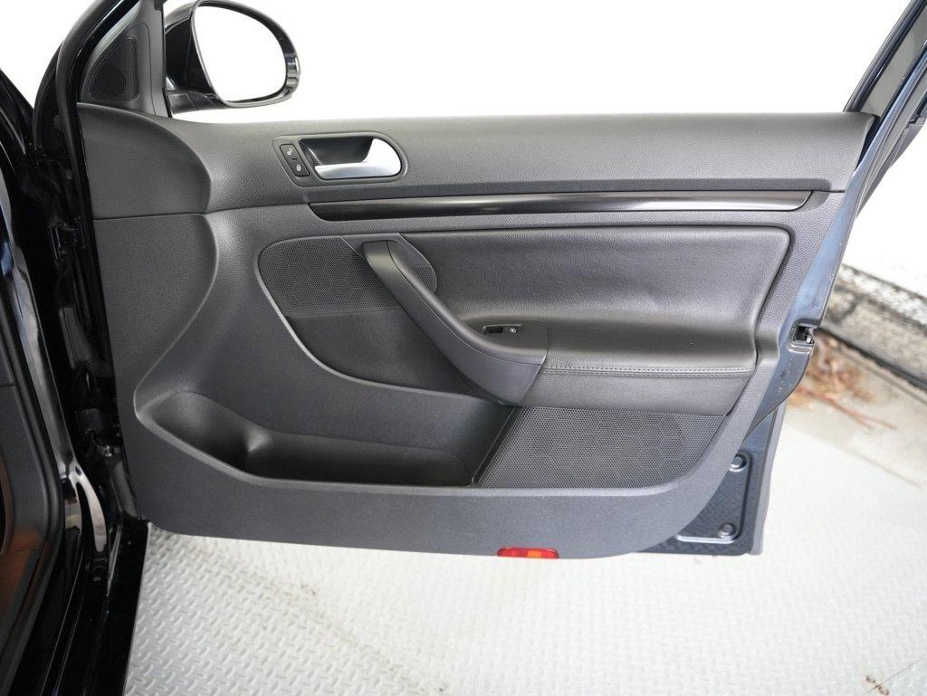 Volkswagen Jetta SportWagen 4dr DSG TDI 2013